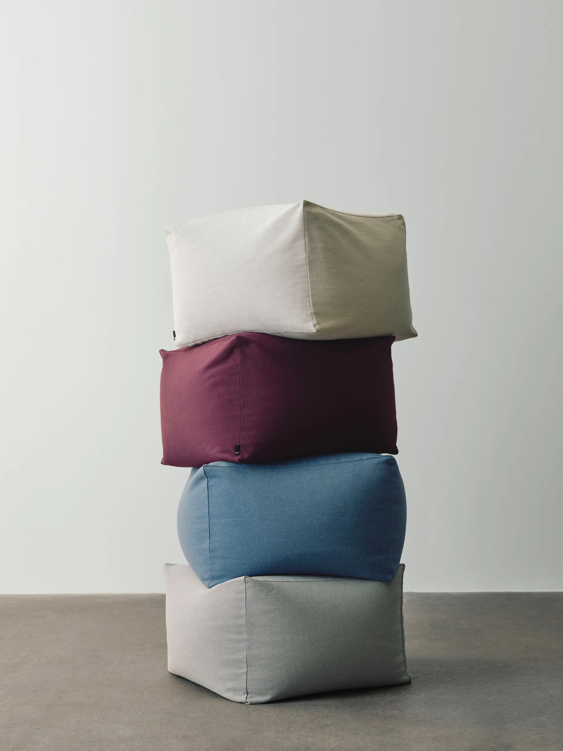 Story pouf 40x49x49 cm, Gray HAY