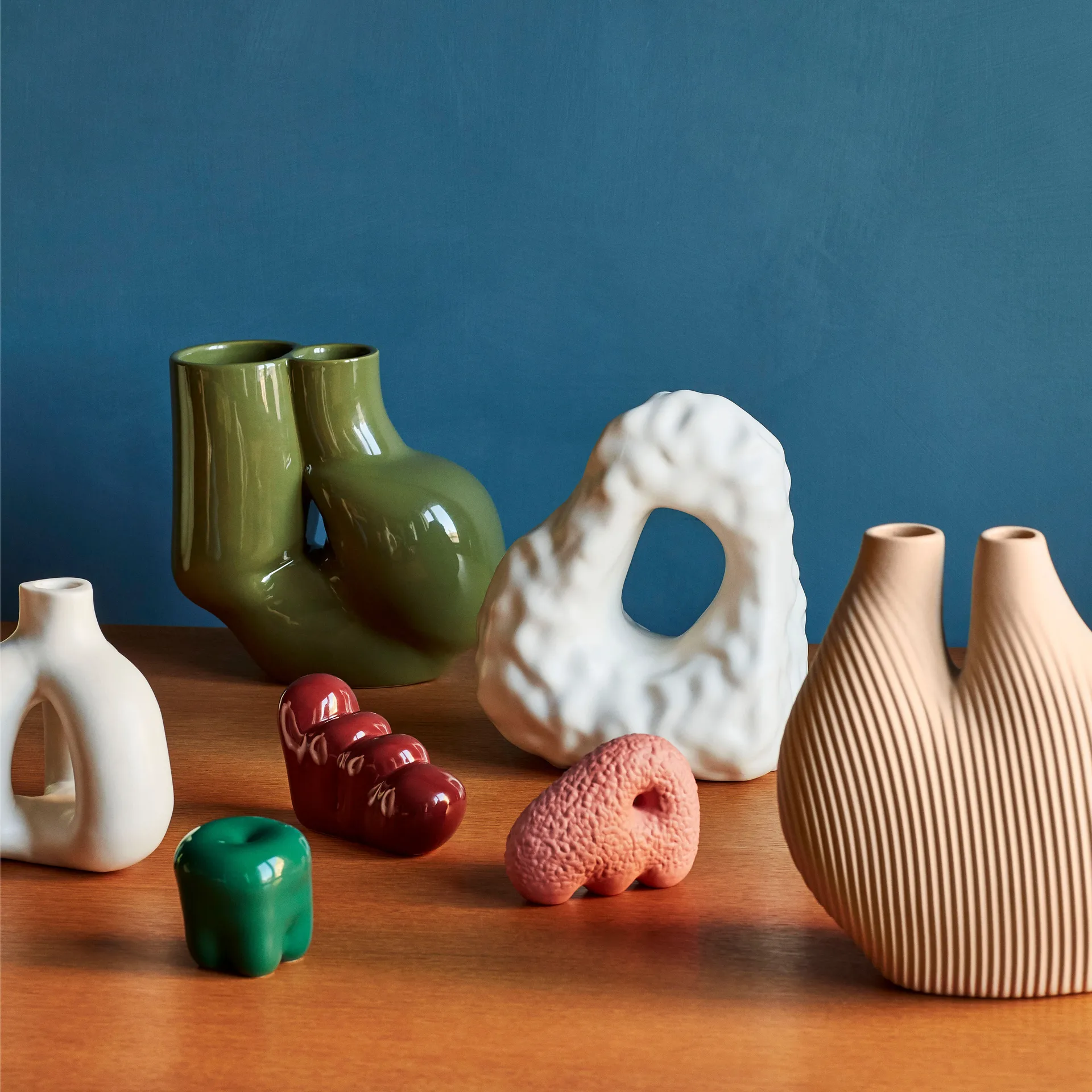W&S Chamber vase, light beige HAY