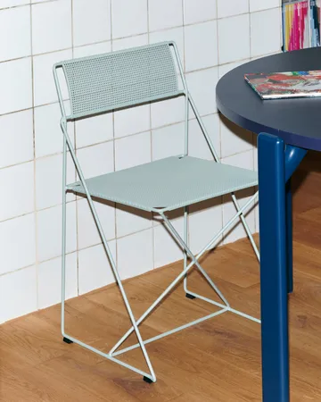 X-Line Indoor chair - Pale linden - HAY
