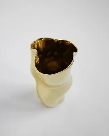 Ostrea 25 vase - Brass - Hein Studio