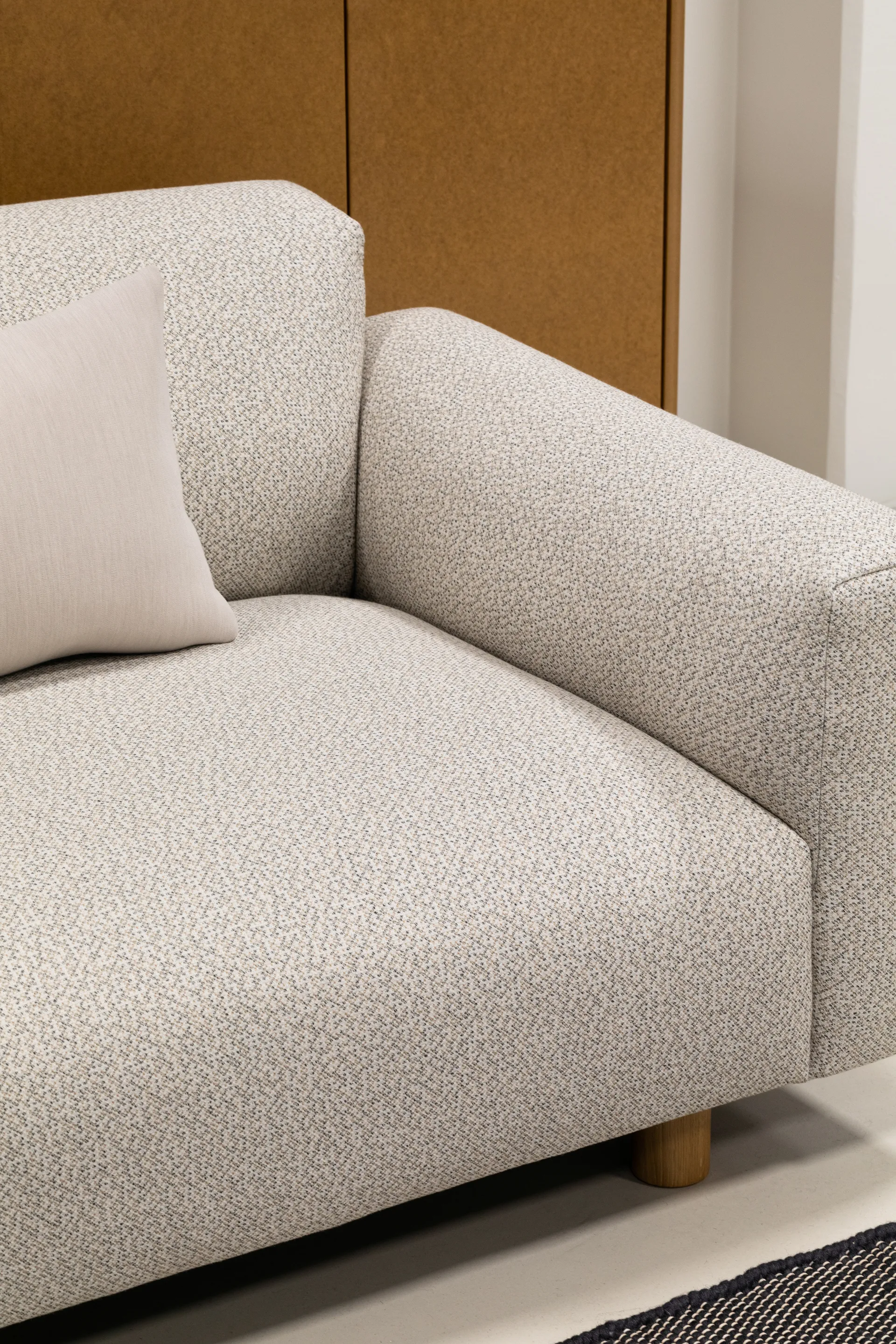Koti 2-seater sofa 200 cm, Eggshell Hem