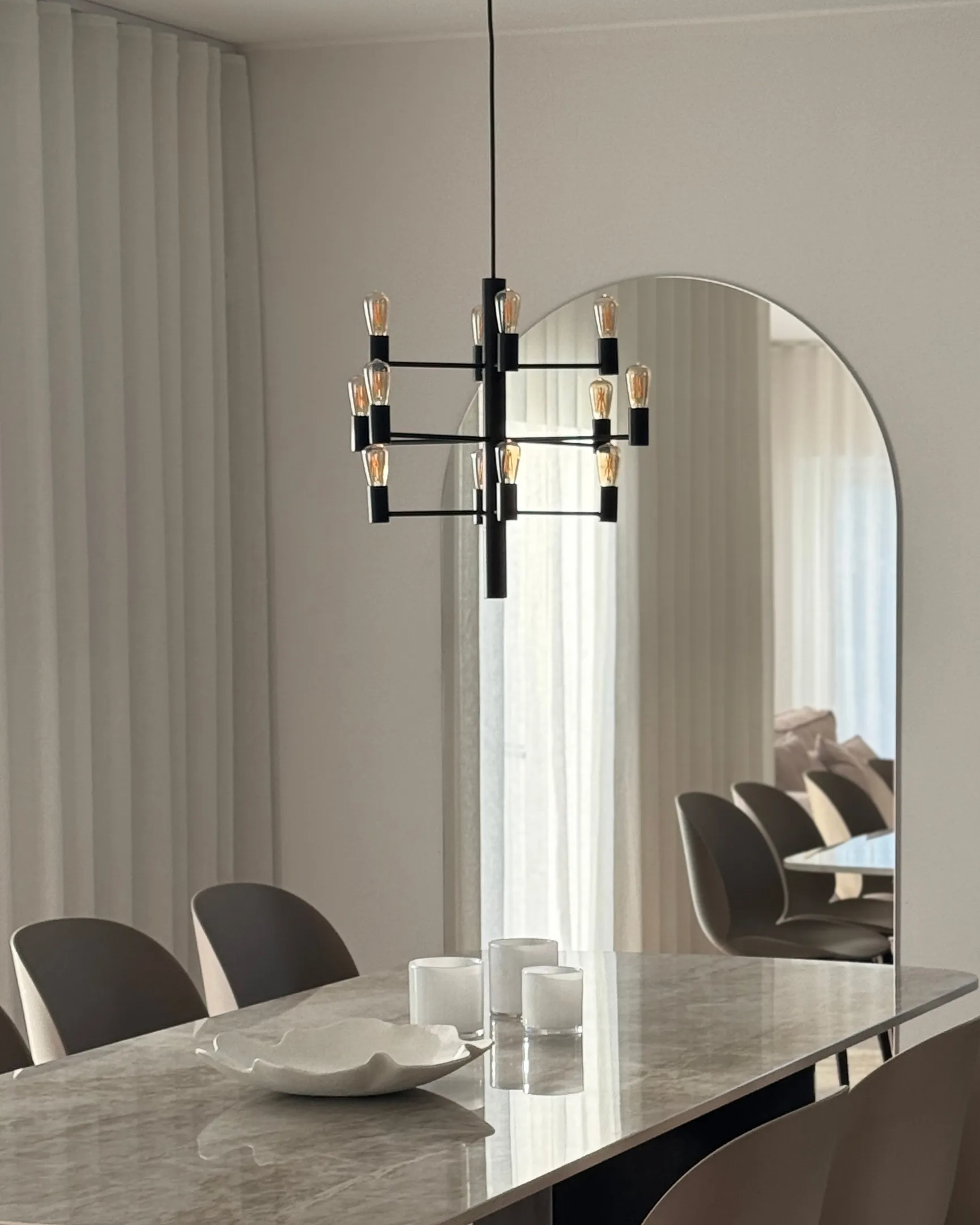 Manola 12 chandelier, black Herstal