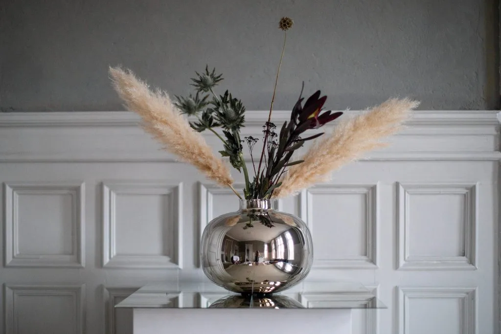 Amico vase Ø29 cm, Nickel-plated brass Hilke Collection