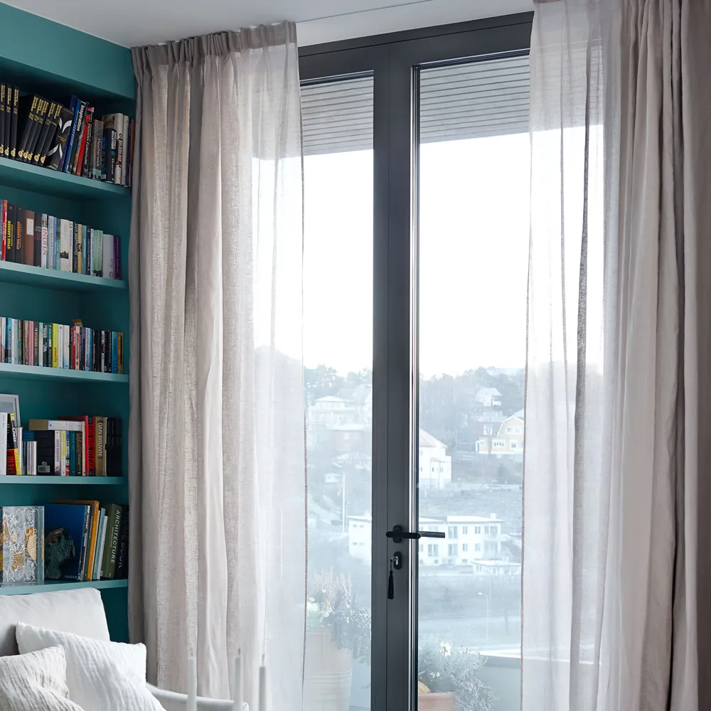 Dalsland curtain, Mother of pearl, pleat band and channel Himla