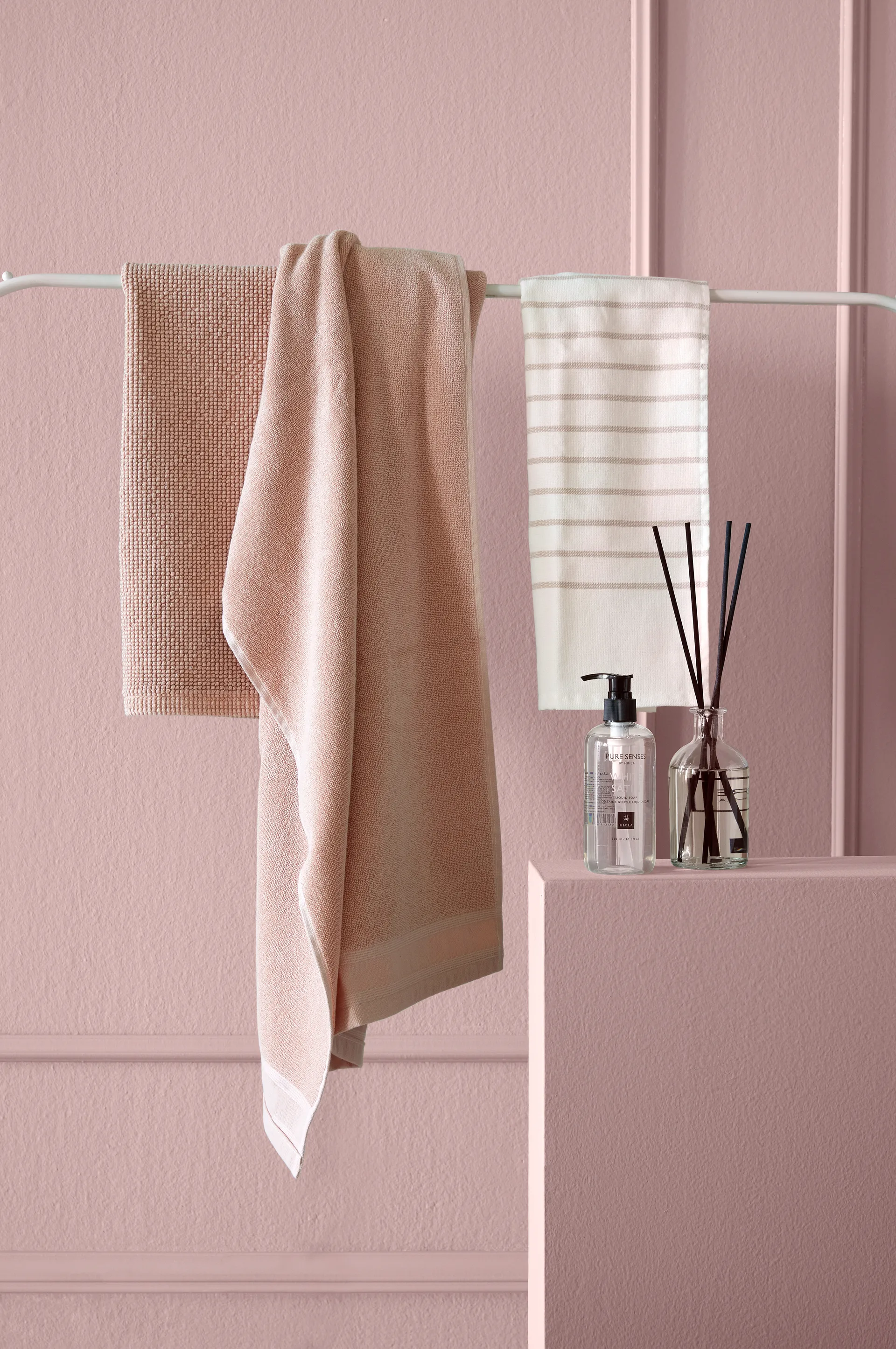 Love bath mat 50x80 cm, Powder Himla