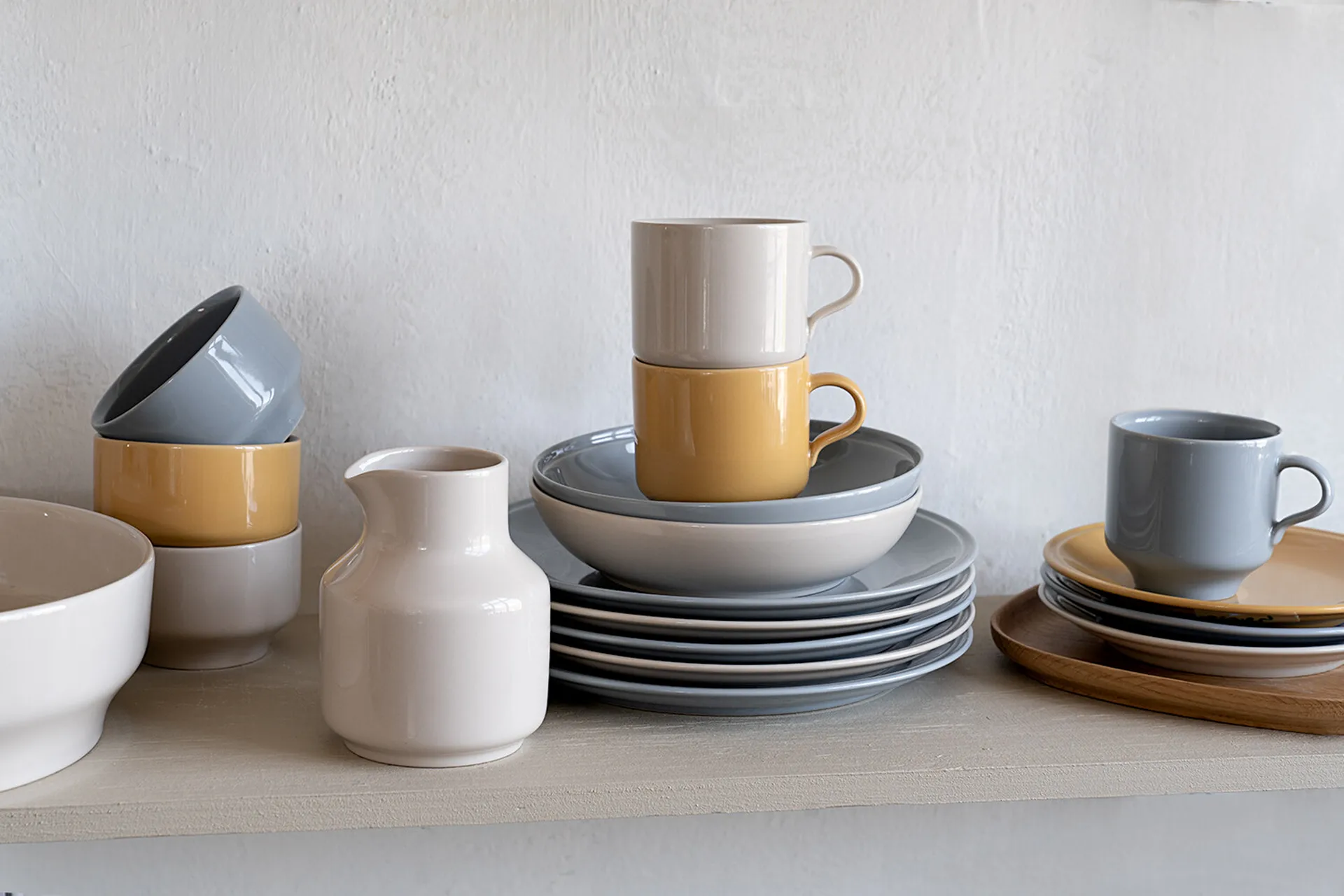Höganäs Keramik Daga deep plate Ø19 cm, Sand Höganäs Keramik