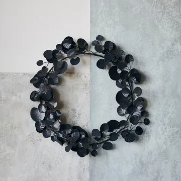 Eucalyptus Christmas wreath - black - House Doctor