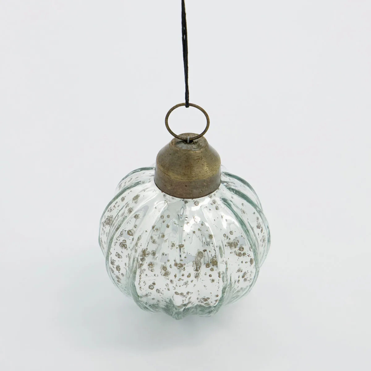 Shim Christmas tree bauble Ø10 cm, Silver House Doctor