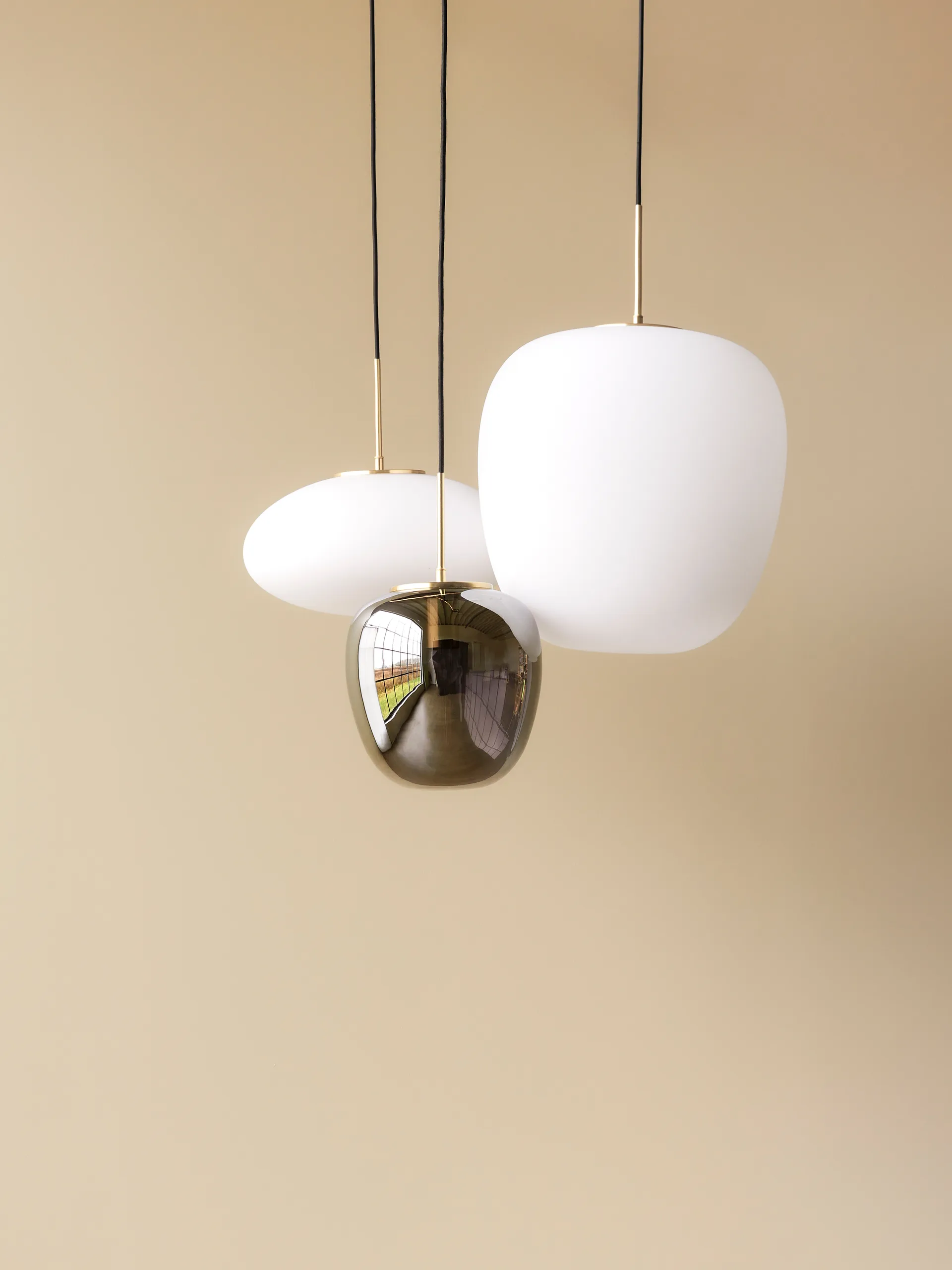 Muse pendant Ø40 cm, White Hübsch