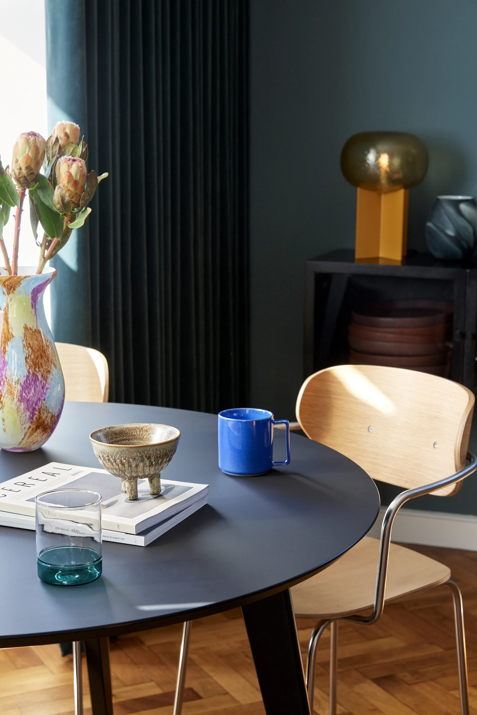 Podium table lamp, Amber Hübsch