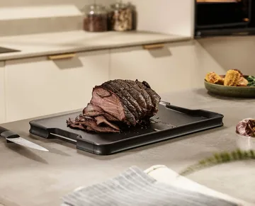 Cut & carve cutting board plus black - XL - Joseph Joseph