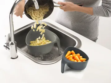 Nest colander 2-piece set - Grey - Joseph Joseph