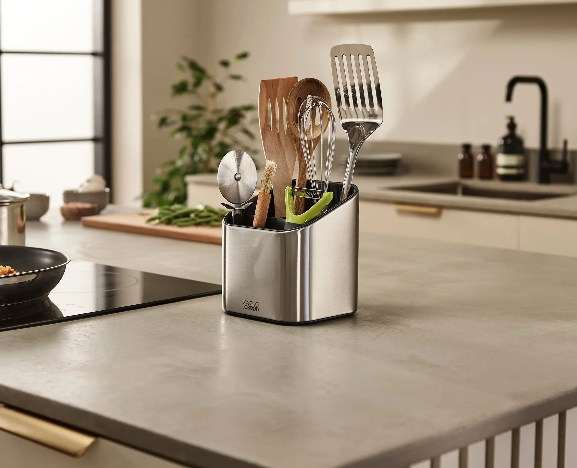 Surface utensil holder 16.9 cm, Grey Joseph Joseph