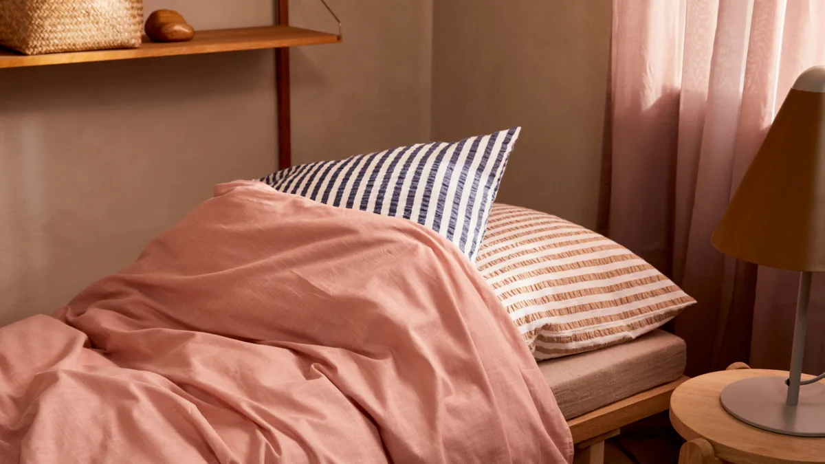 Bæk&Bølge Lines pillowcase 50x60 cm, Dark blue-white Juna