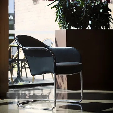 Ingo V.I.P armchair - Black 9110-chrome - Källemo