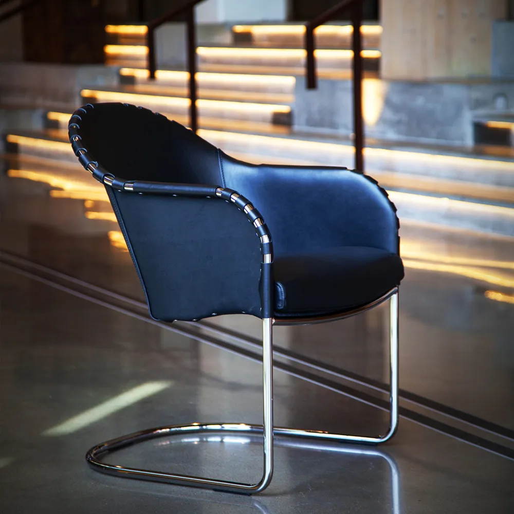 Ingo V.I.P armchair, Black 9110-chrome Källemo