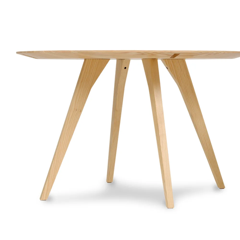 Spot table, Natural lacquered ash Källemo
