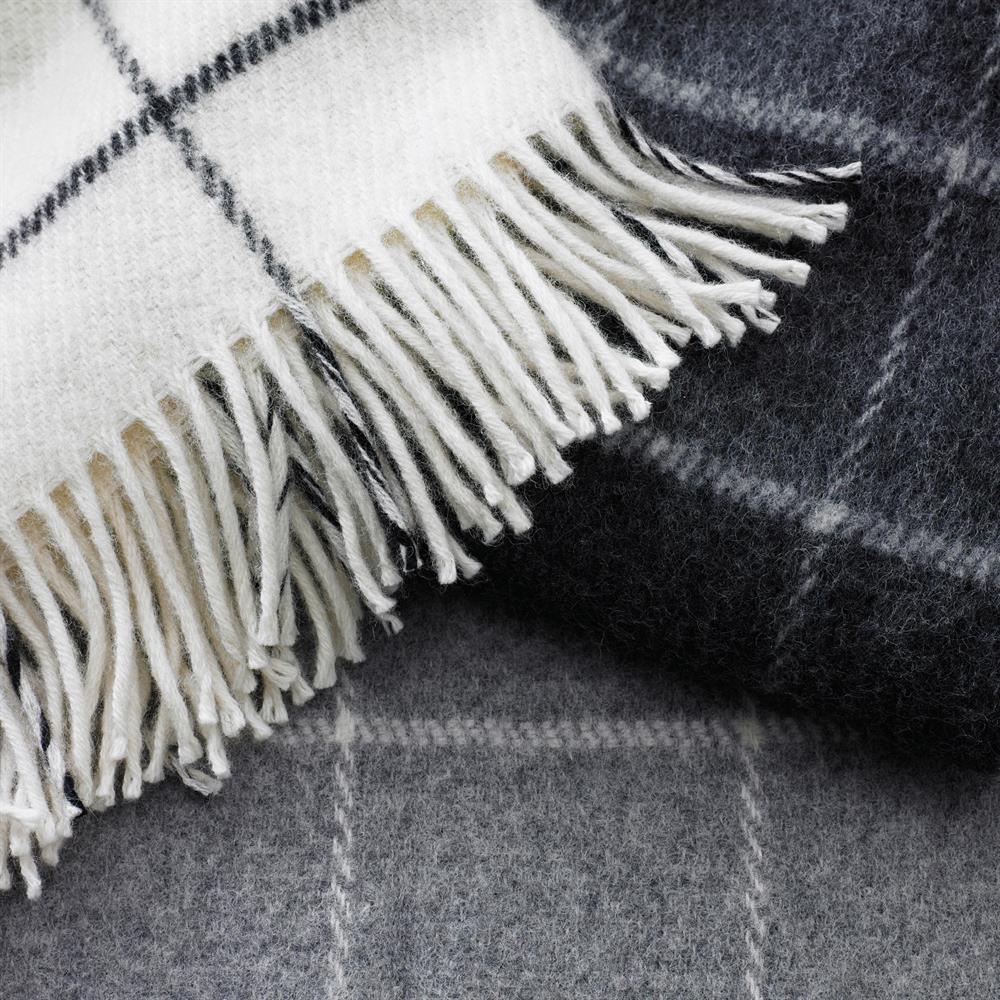 Vinga wool throw, dark grey Klippan Yllefabrik