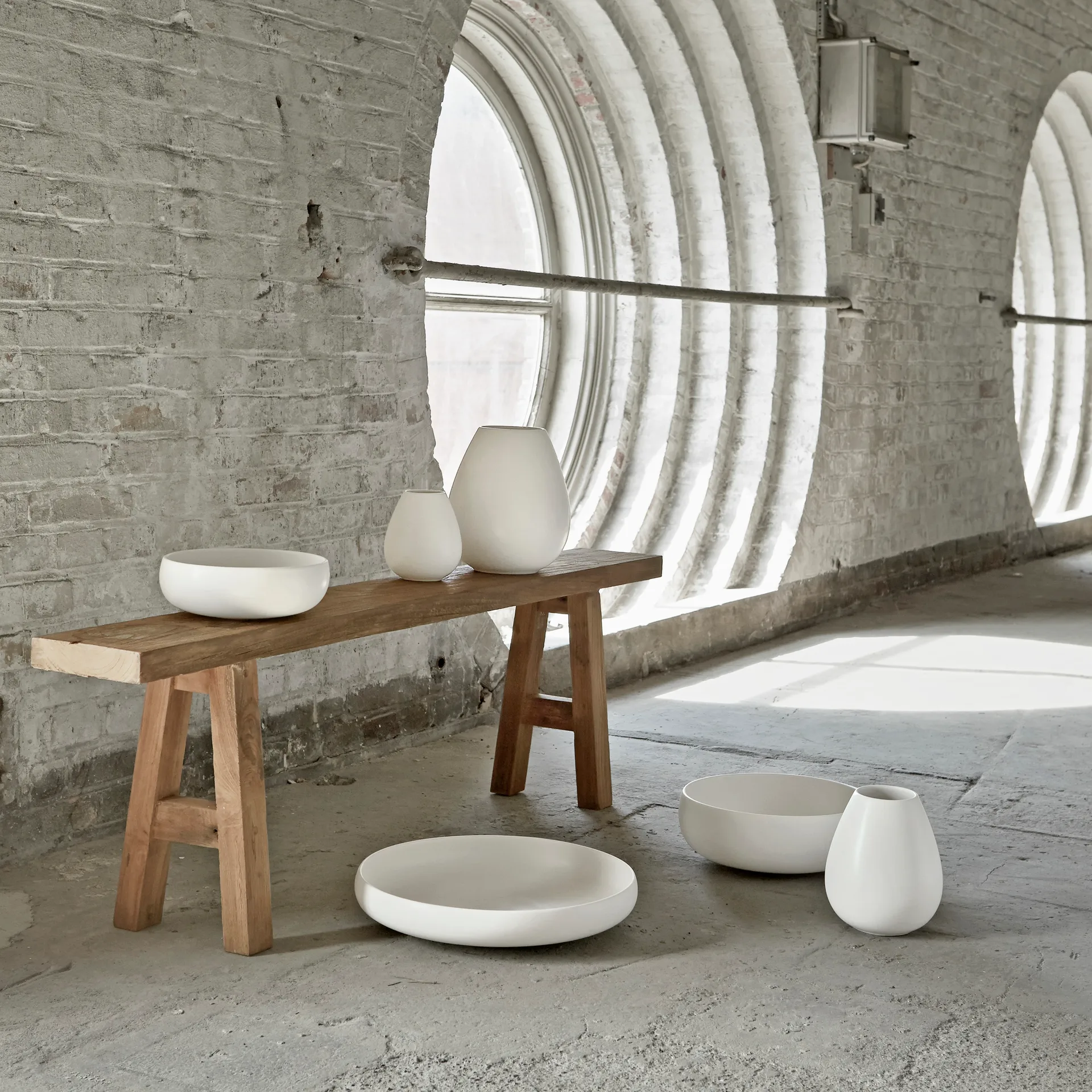 Earth bowl 30 cm, Lime stone white Knabstrup Keramik