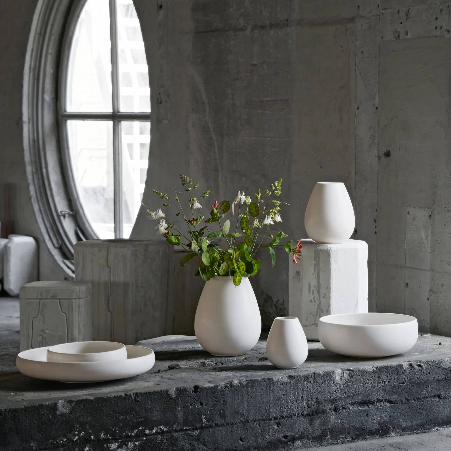 Earth vase 24 cm, Lime stone white Knabstrup Keramik