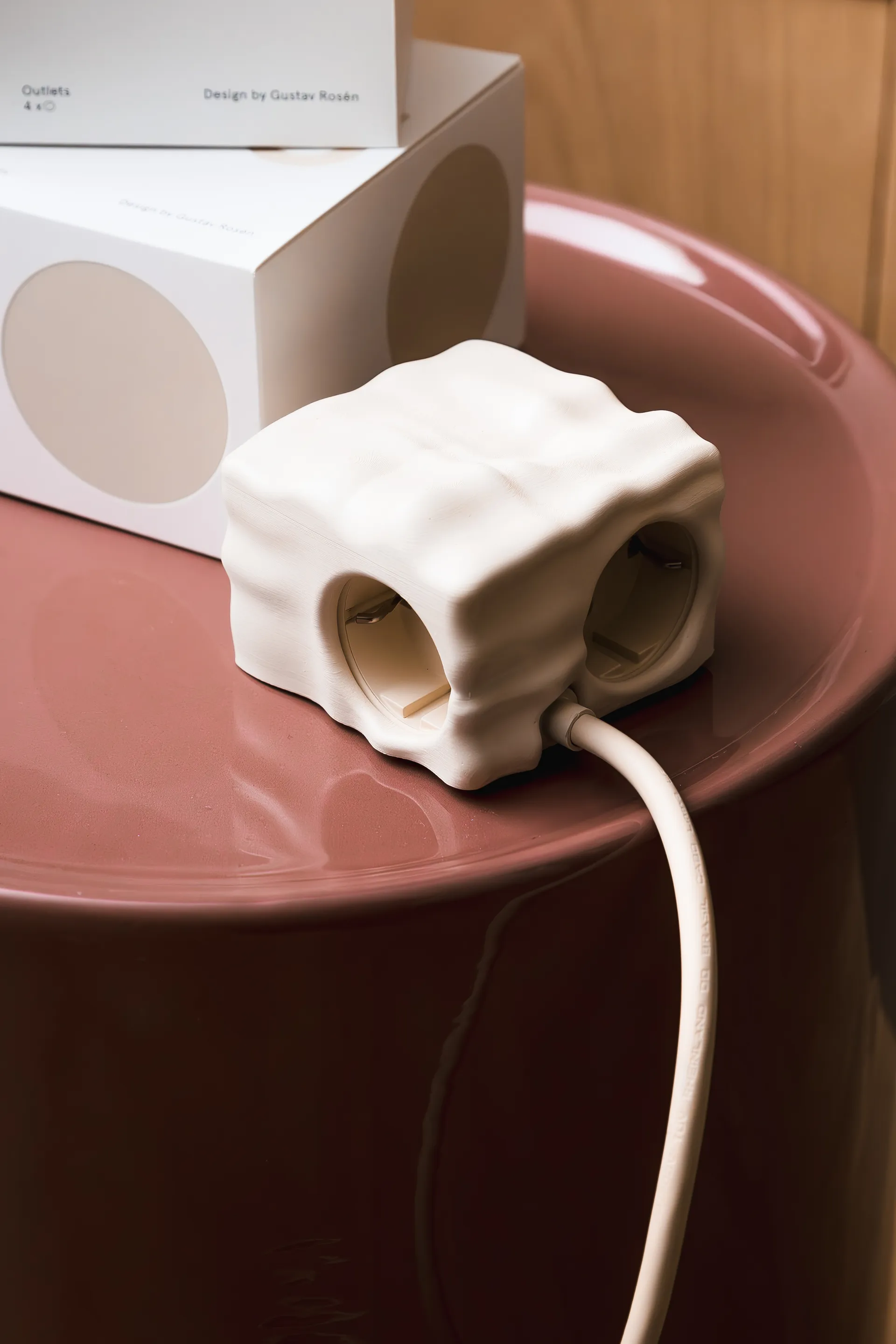 Cumulus+ case-shell for Cuboid+ power strip, Beige Kord
