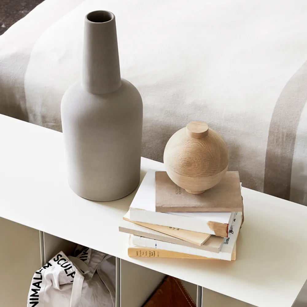 Dome vase, Grey engobe, xs Kristina Dam Studio