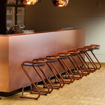 S70-3 bar stool - Black-chrome - Lammhults