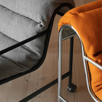 Sunny armchair with armrests - Banrum Hemp-beige frame - Lammhults