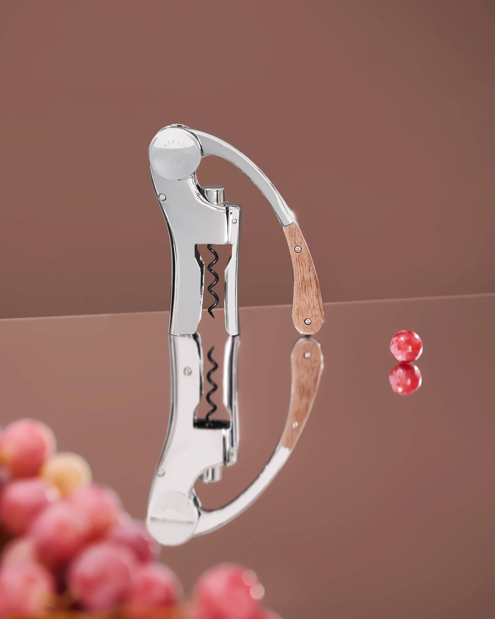 Oeno Motion corkscrew, Walnut-chrome L'Atelier du Vin