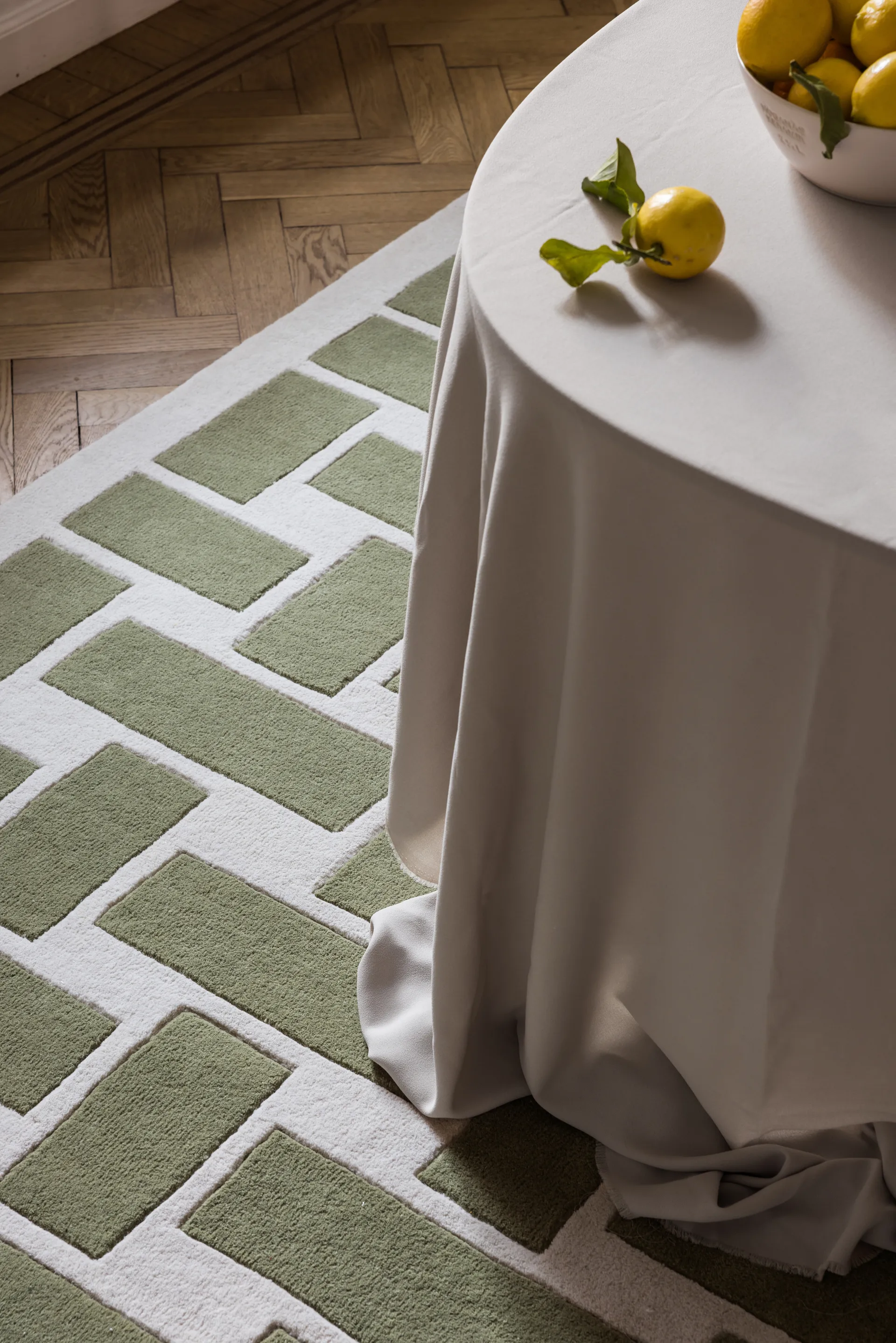 60S Geo Basket Weave wool carpet, Olive. 180x270 cm Layered