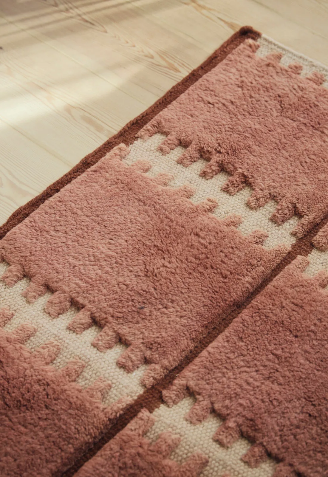 Lilly wool carpet, Rust, 180x270 cm Layered
