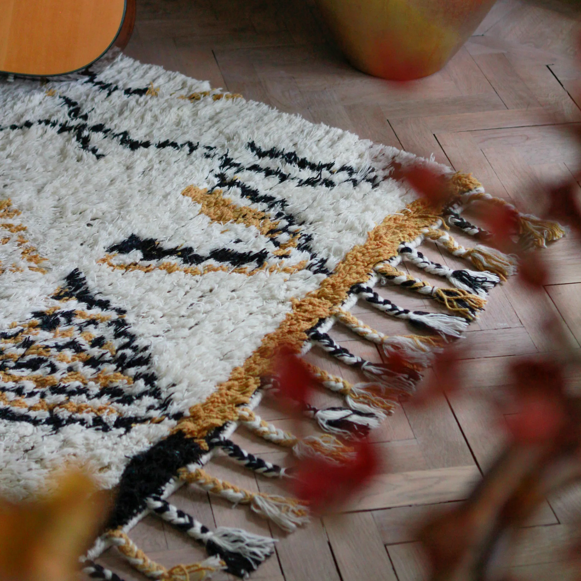 Modern Oriental Saffron rug, 180x270 cm Layered