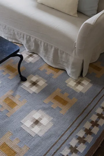 Röllakan Selma wool rug - Dove, 75x240 cm - Layered