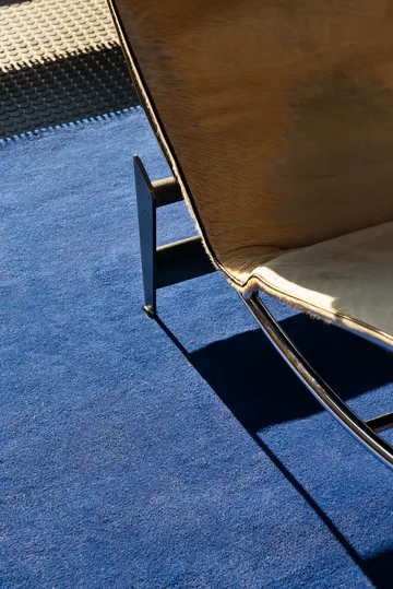 Solid Wool wool rug - Dark blue, 300x400 cm - Layered