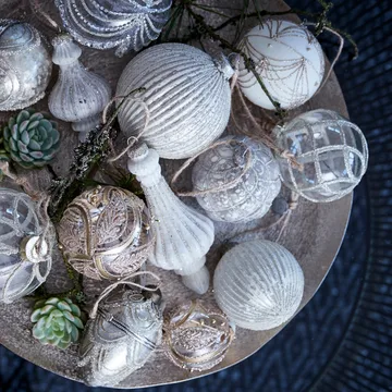 Jalia Christmas bauble Ø8 cm - off white-light gold - Lene Bjerre