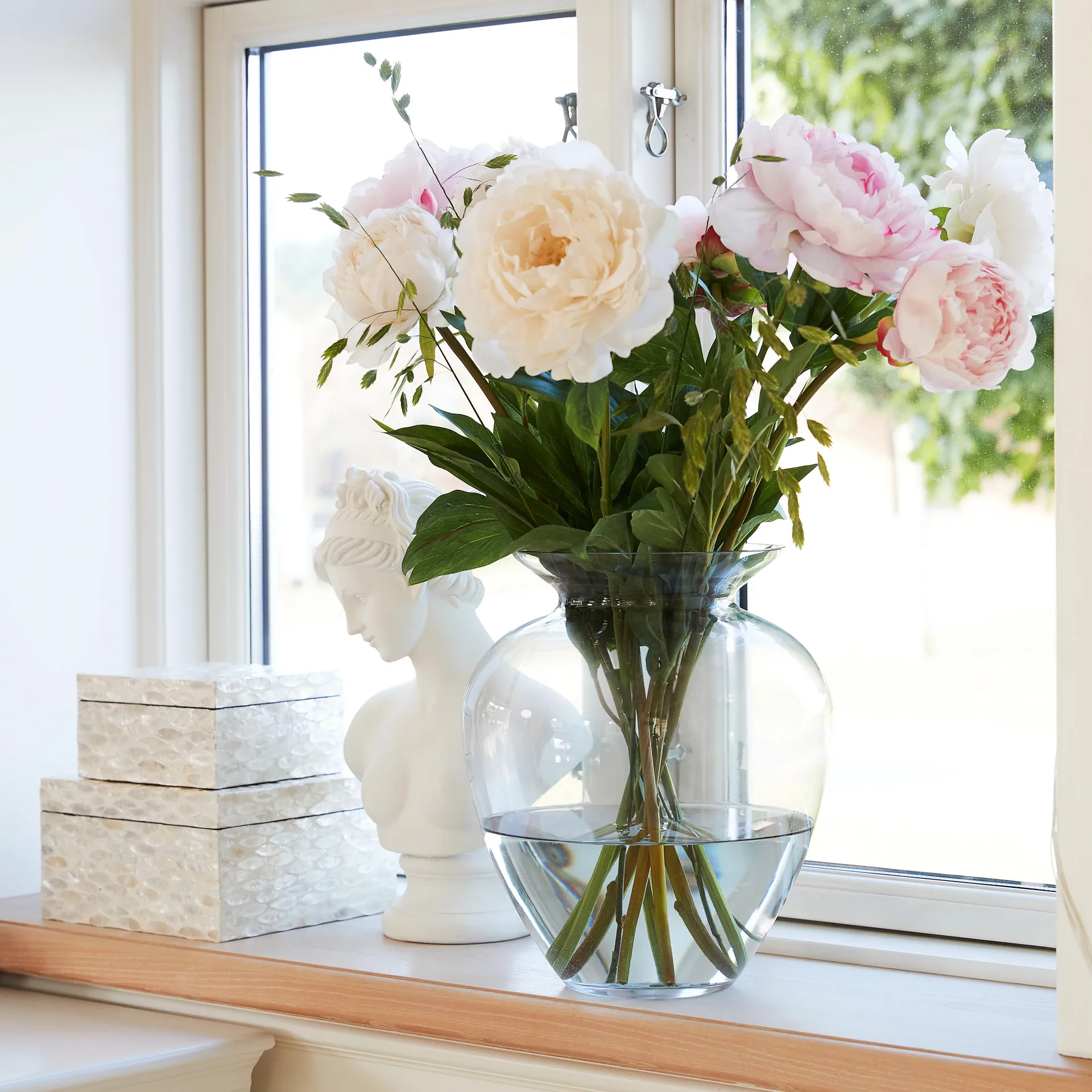Serafina sculpture white, 36 cm Lene Bjerre