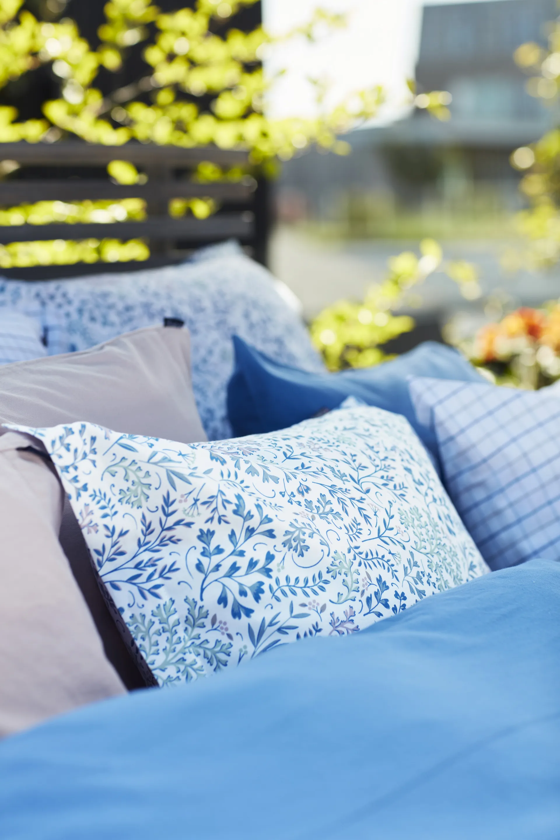 Flower Printed Cotton Sateen pillowcase 50x60 cm, Blue Lexington
