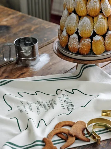 Gingerbread kitchen towel 50x70 cm - White-green - Lexington