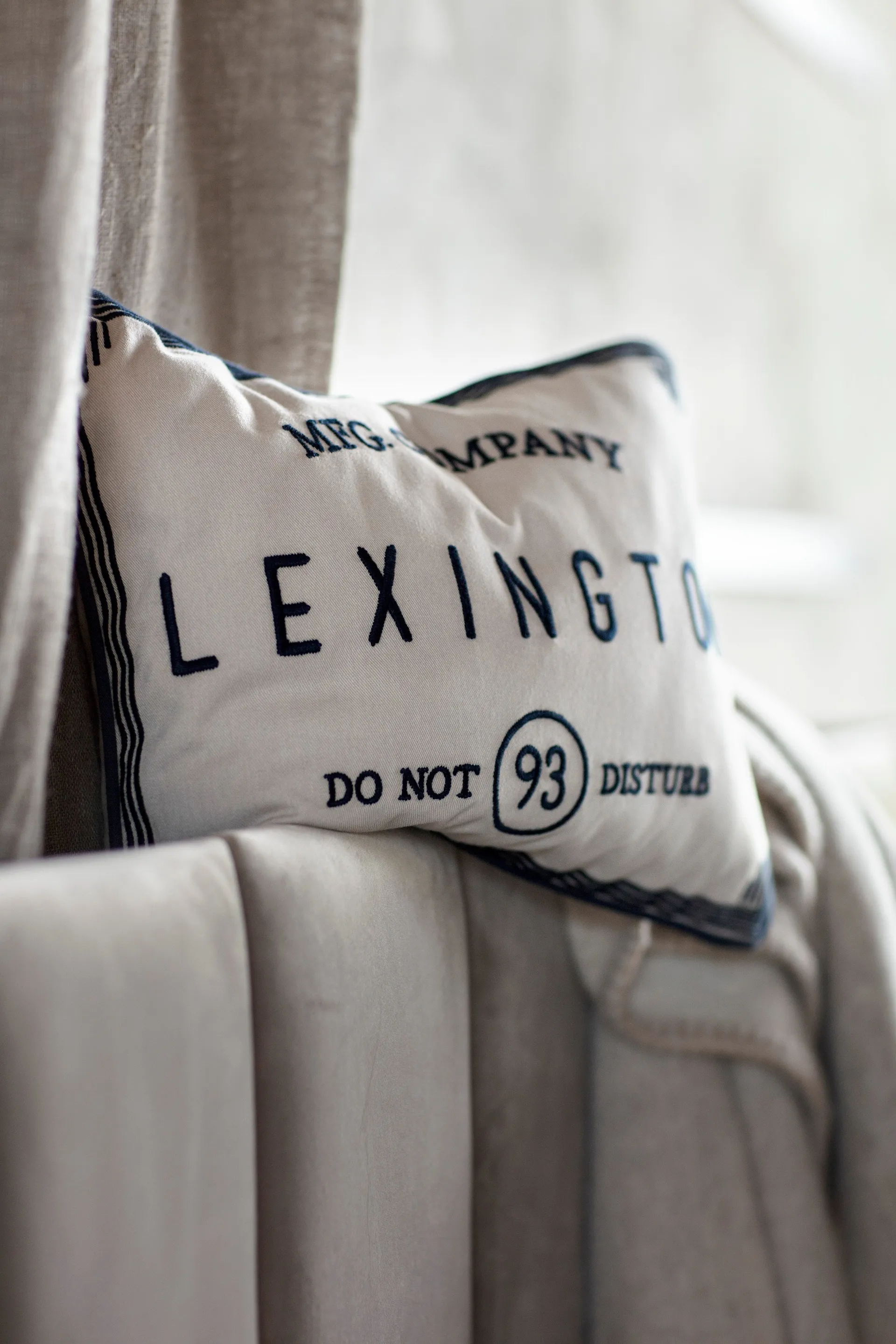 Hotel Do Not Disturb pillowcase 30x40 cm, Beige Lexington