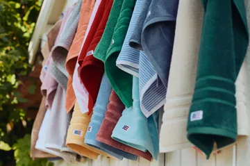 Icons Original towel 50x70 cm - Juniper green - Lexington