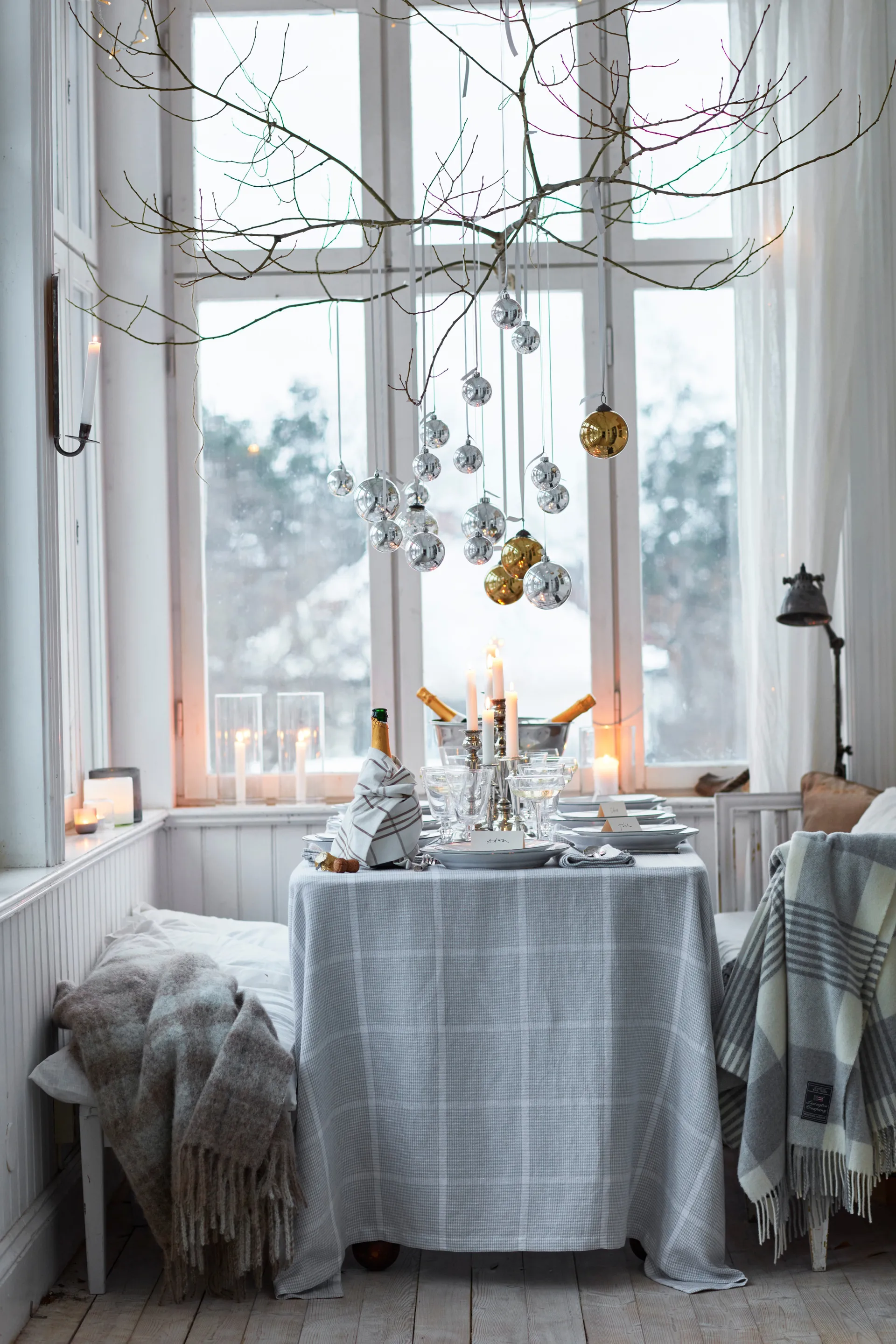Pepita Check Cotton Linen tablecloth 180x180 cm, White-light grey Lexington