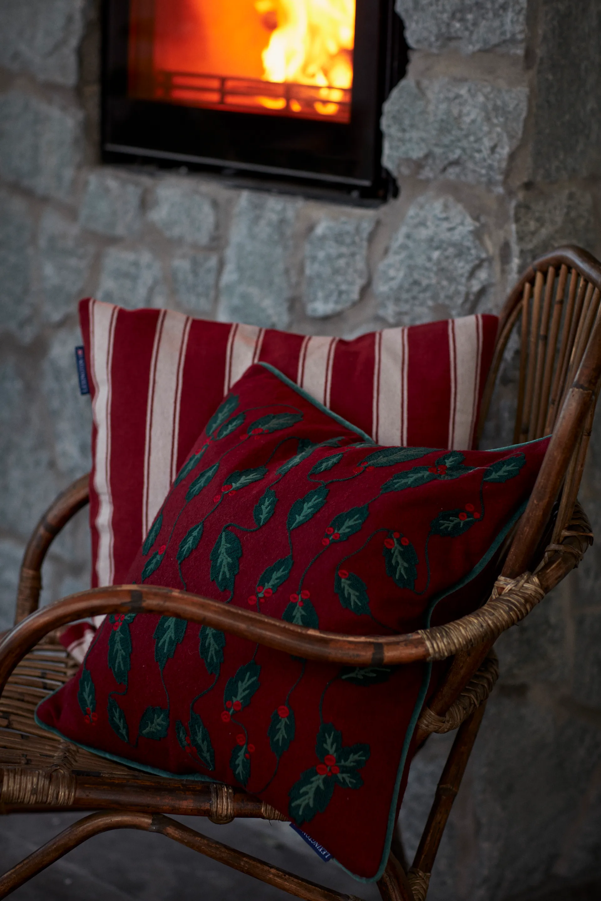 Structure Striped Linen Cotton cushion cover 50x50 cm, Red-beige Lexington