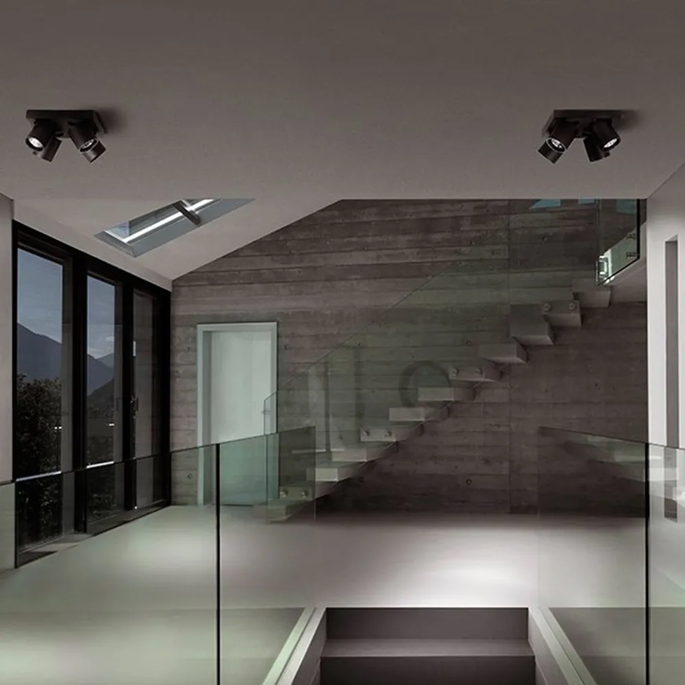 Focus 2 wall and ceiling lamp, Black, 2700 kelvin Light-Point
