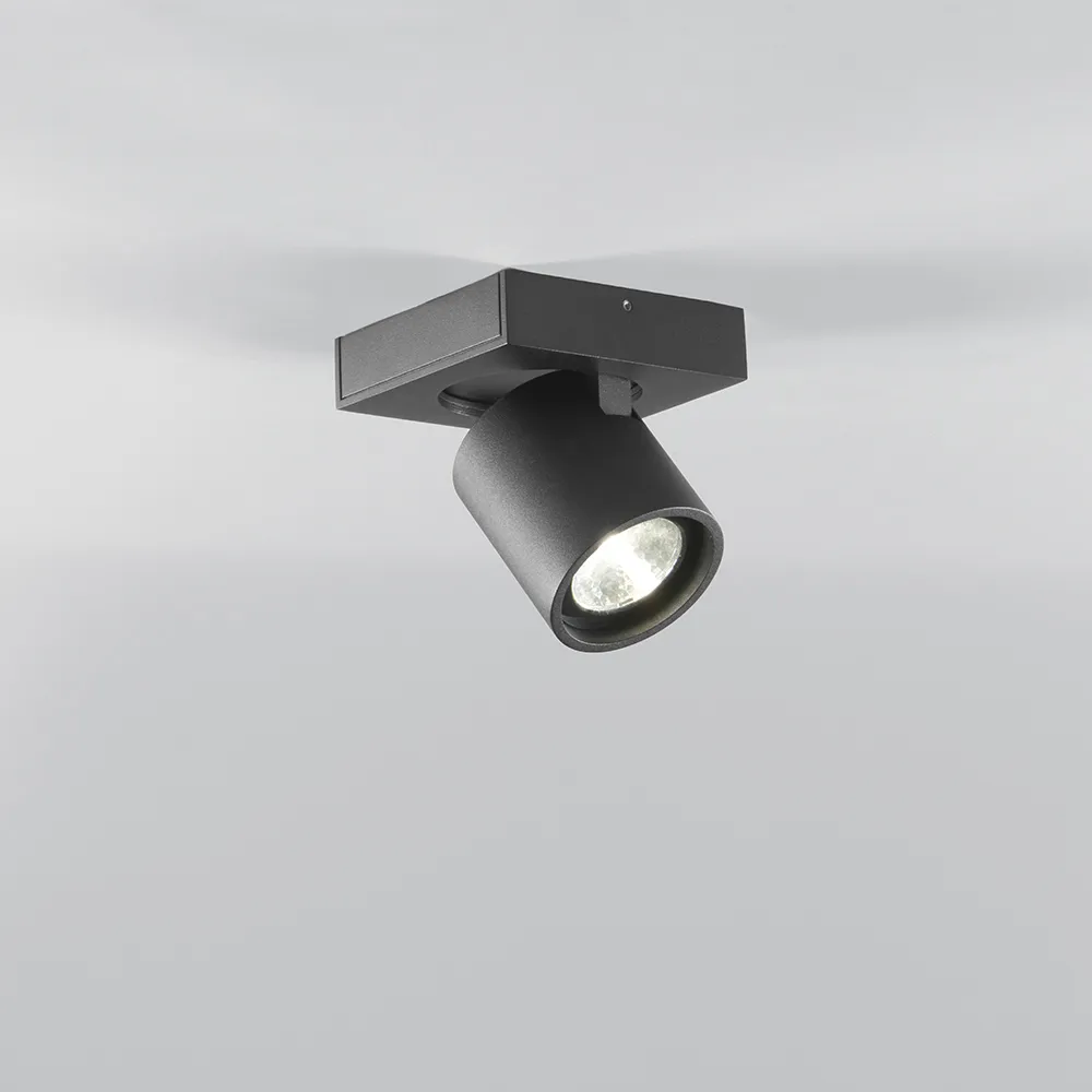 Focus Mini 1 wall and ceiling lamp, Black, 2700 kelvin Light-Point