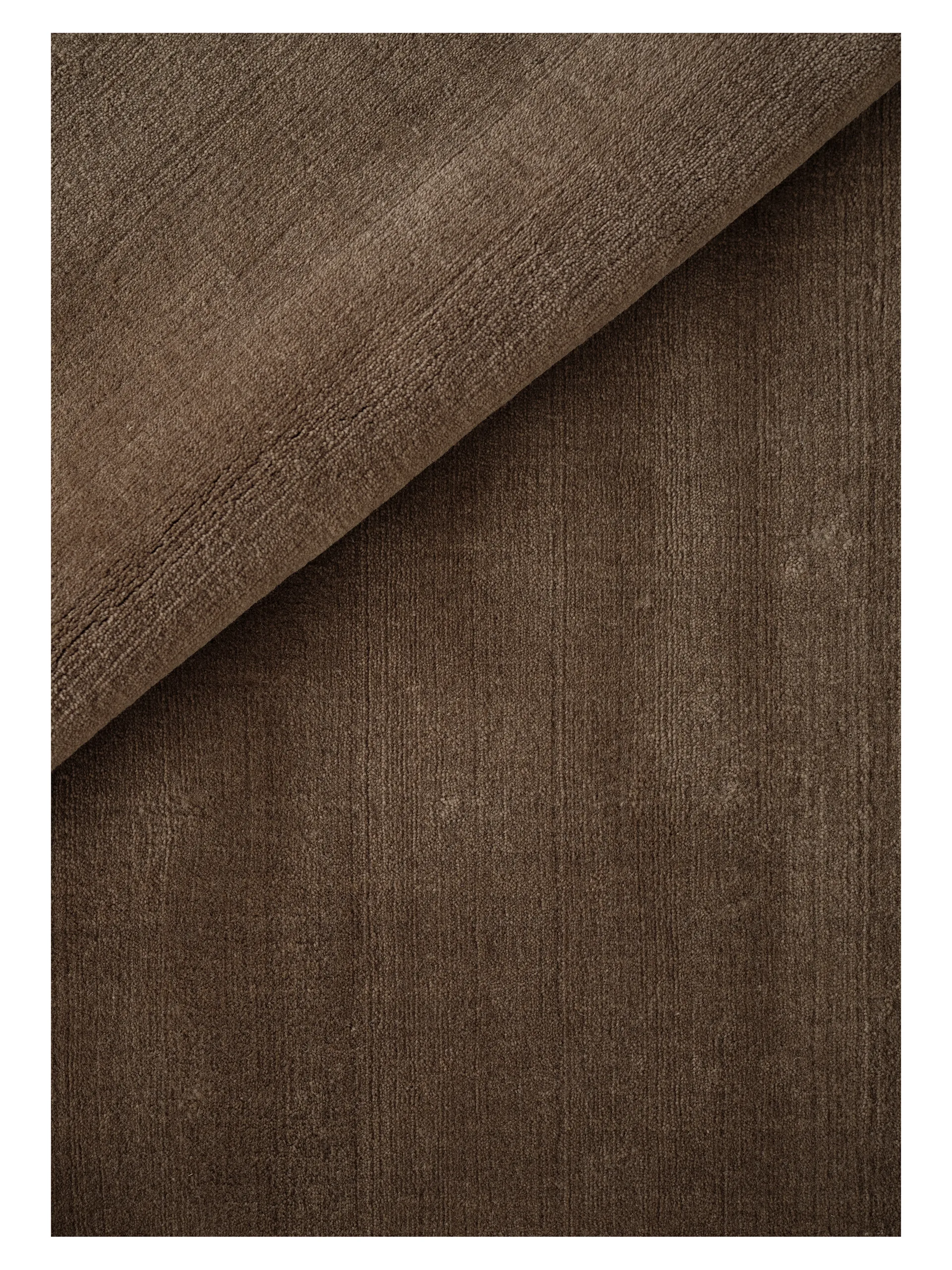 Halo Cloud wool carpet, Moss. 200x300 cm Linie Design