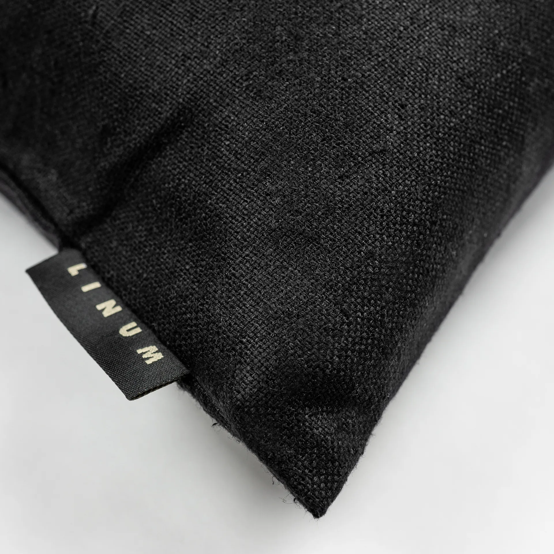 Seta pillowcase 50x50 cm, Black Linum