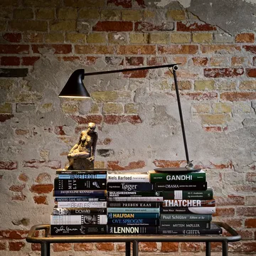 NJP desk lamp - Light grey, pin ø40 cm, 3000k - Louis Poulsen