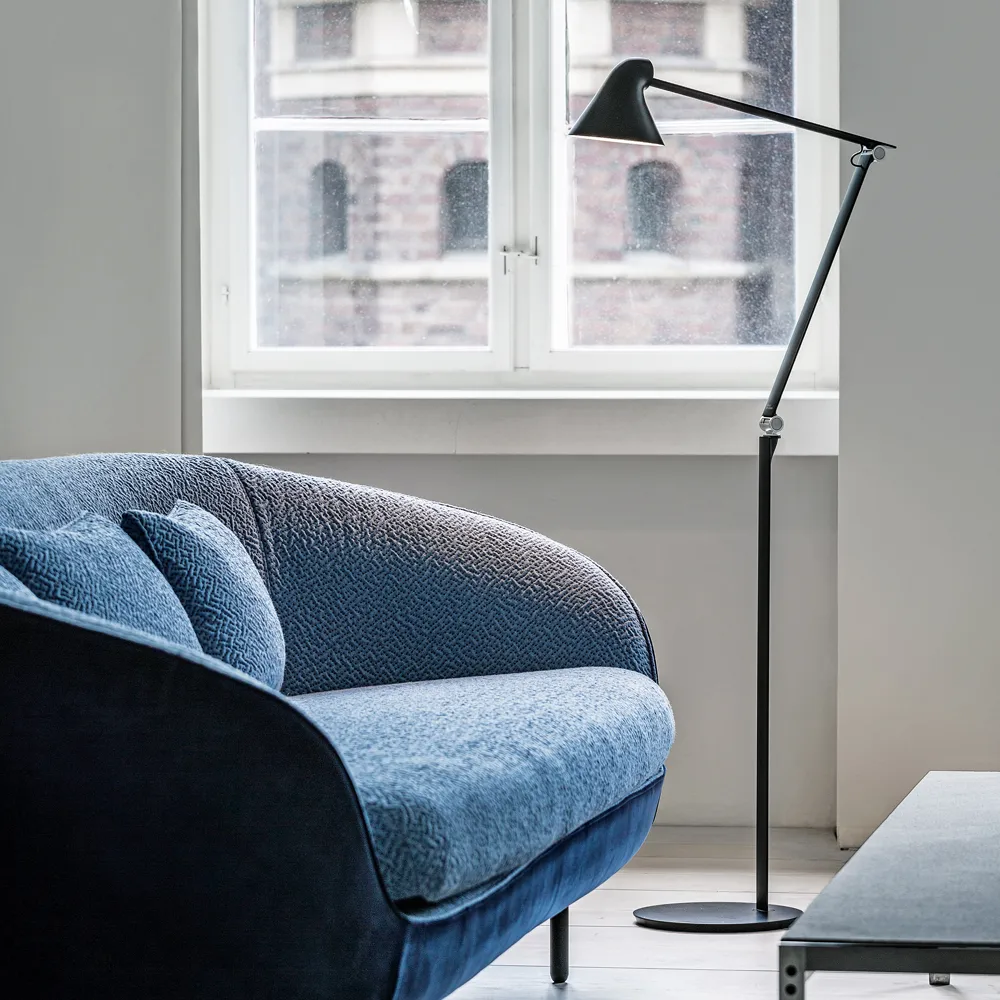 NJP floor lamp, Black, LED, 3000k Louis Poulsen