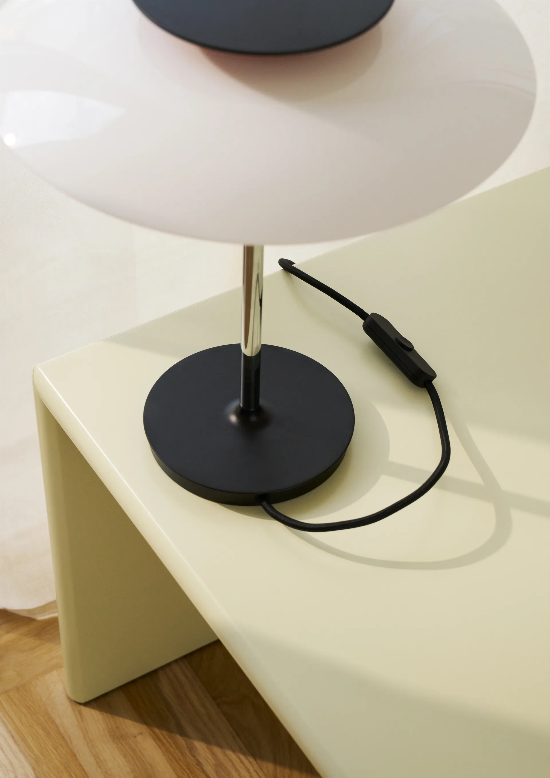 PH 80 table lamp, White opal, chrome-plated Louis Poulsen