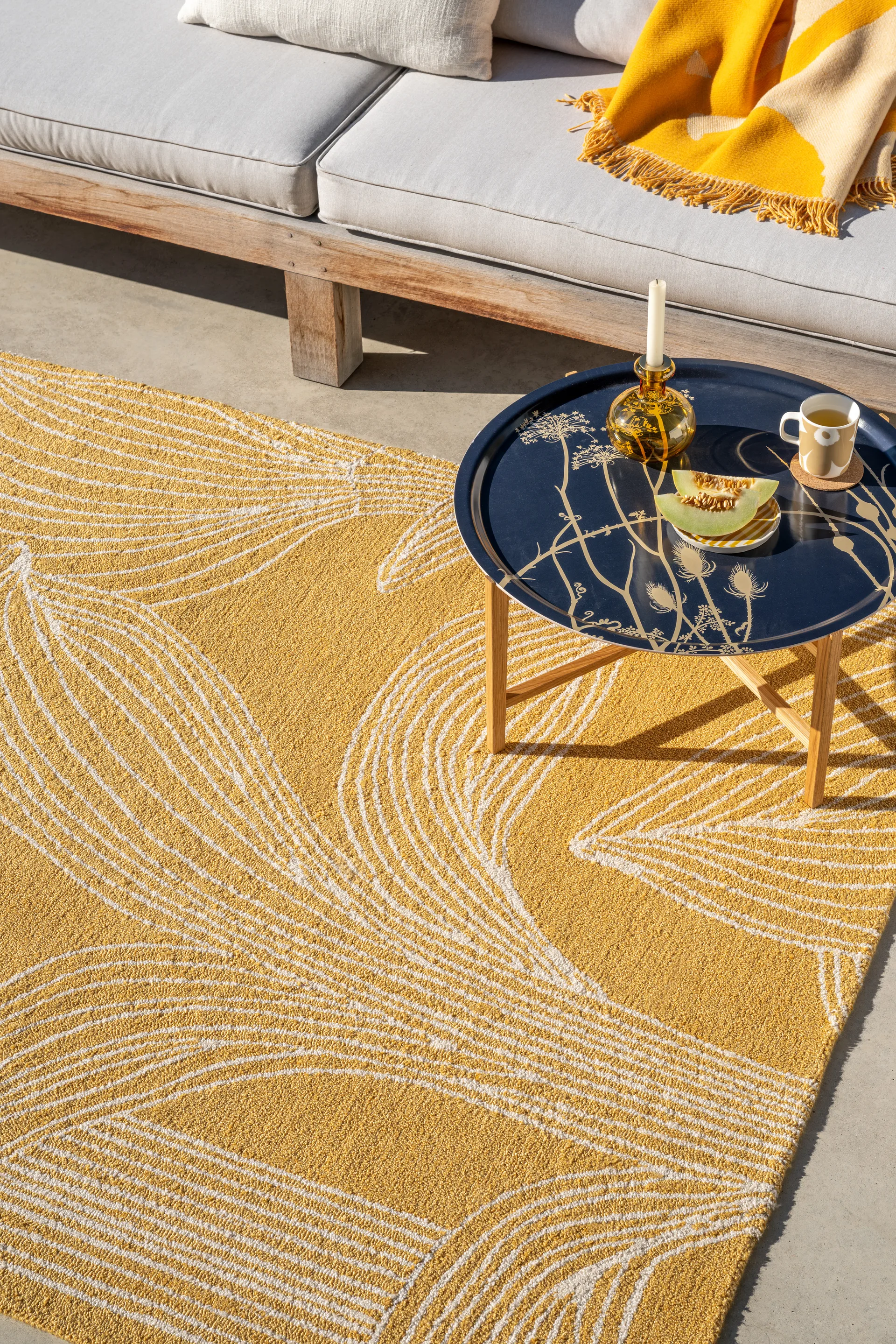 Kukat puhkeavat matte outdoor, Straw, 250x350 cm Marimekko
